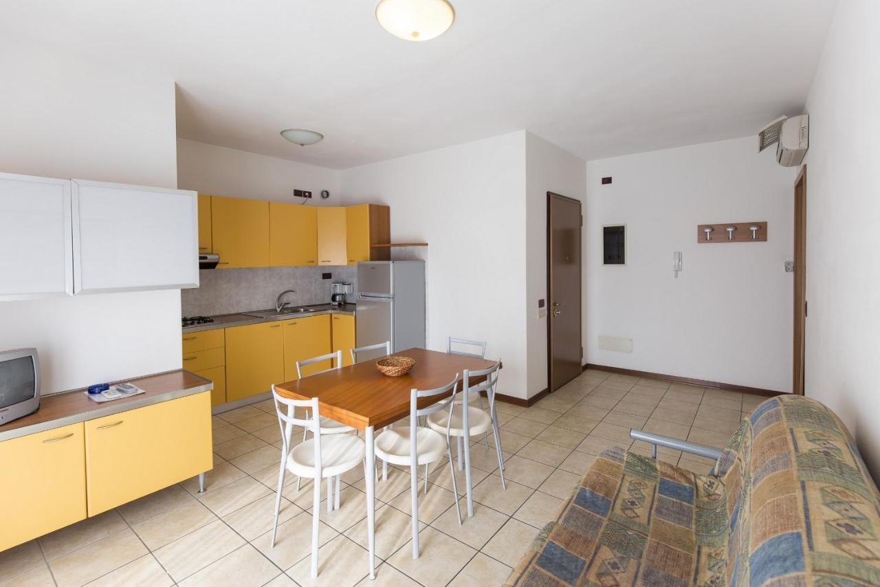 Appartement Robinia/Pinetine Lido Altanea à Caorle Extérieur photo