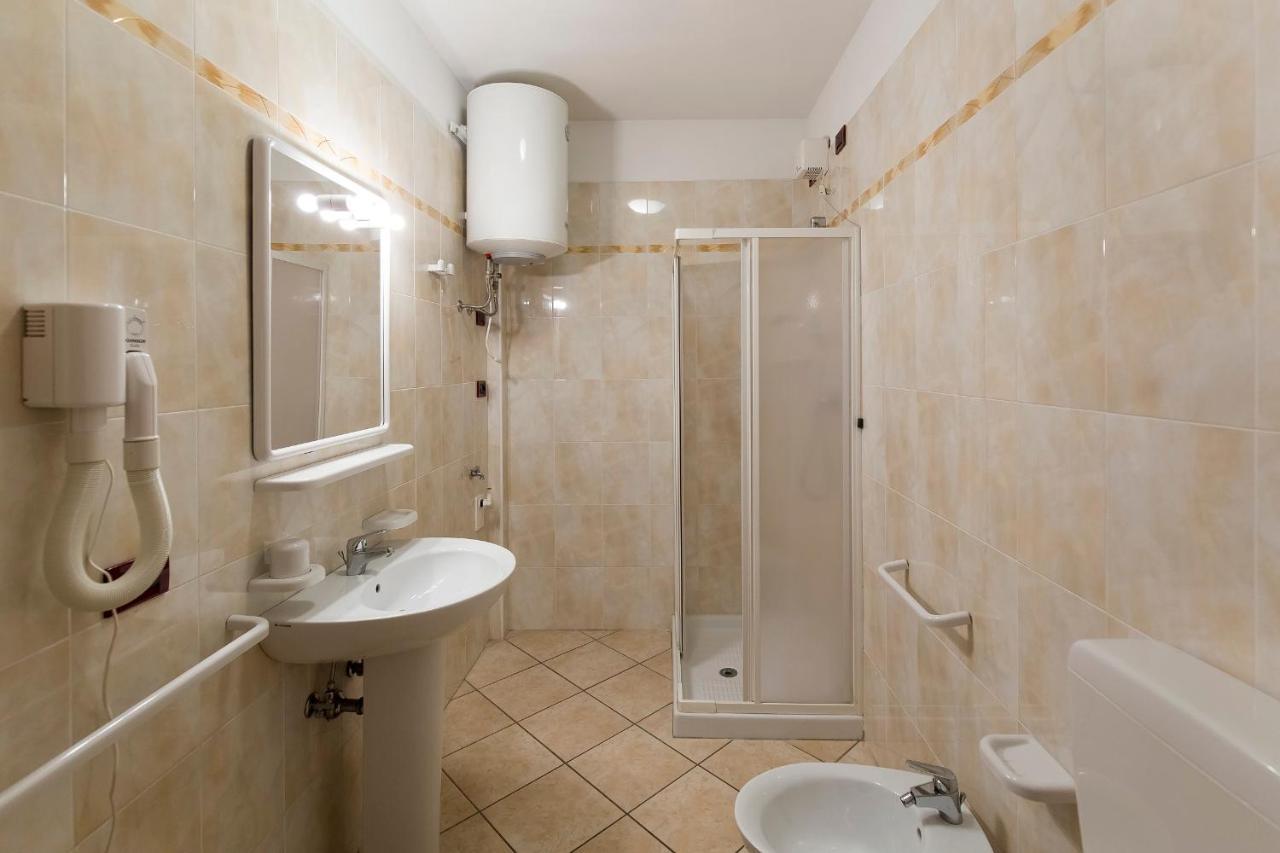 Appartement Robinia/Pinetine Lido Altanea à Caorle Extérieur photo